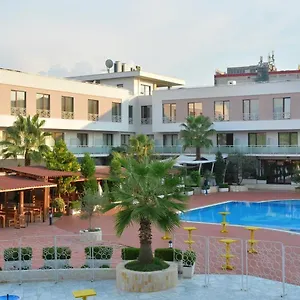 Te Stela Resort