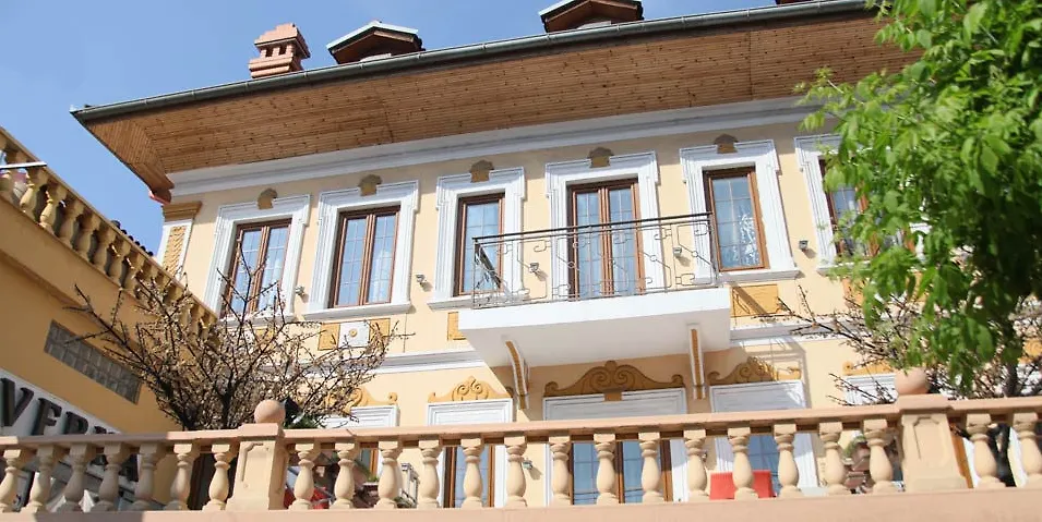 ***  Hotel Villa Tafaj Tirana Albania