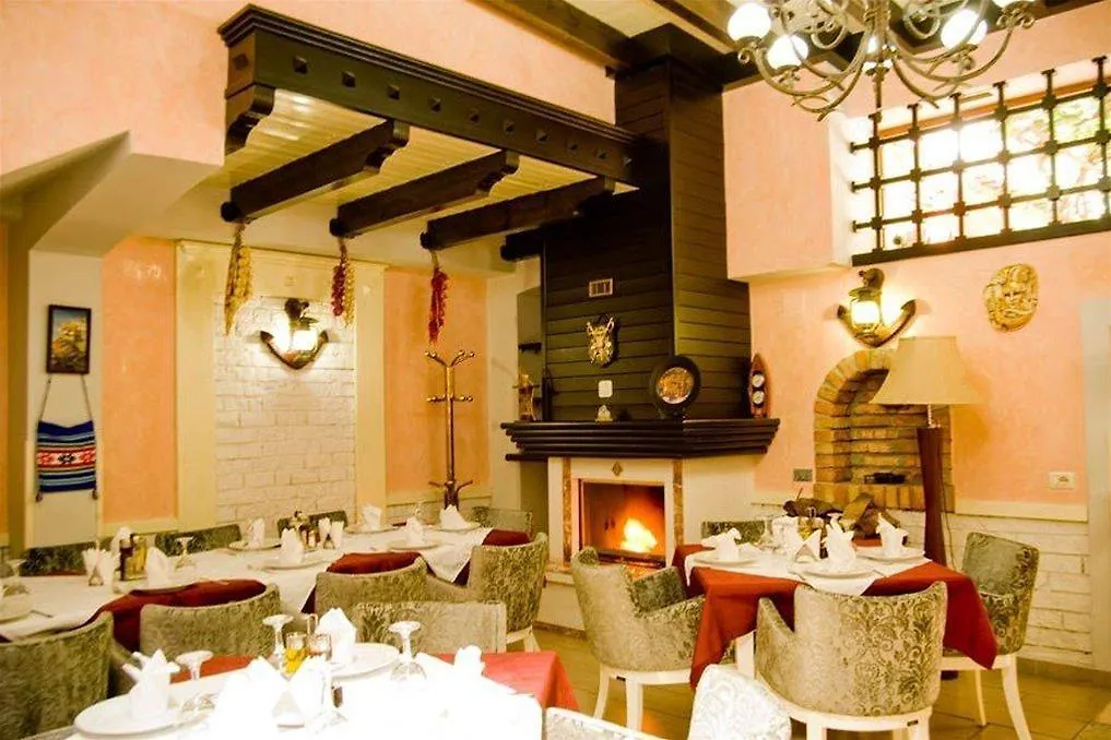 Hotel Villa Tafaj Tirana