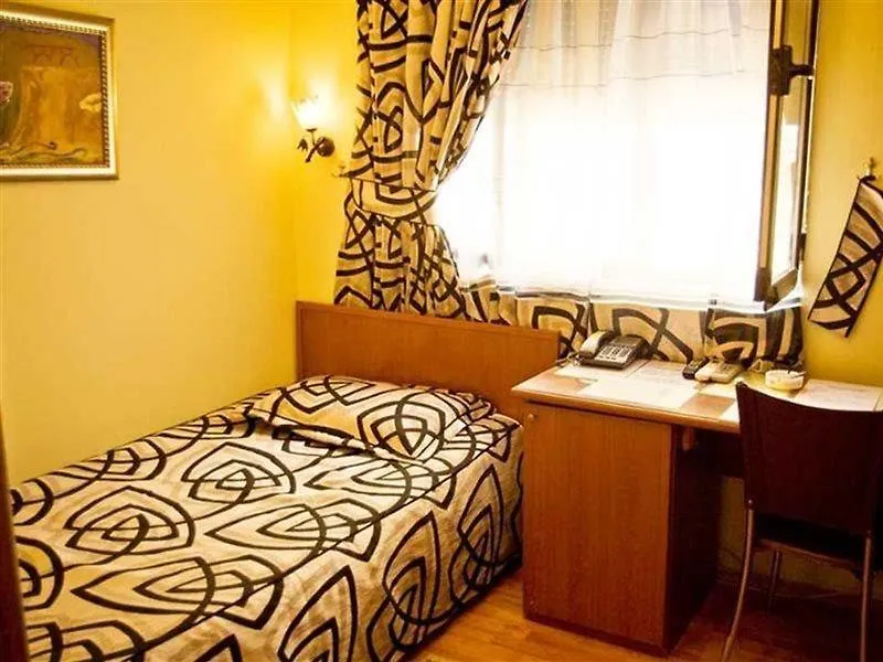 Hotel Villa Tafaj Tirana